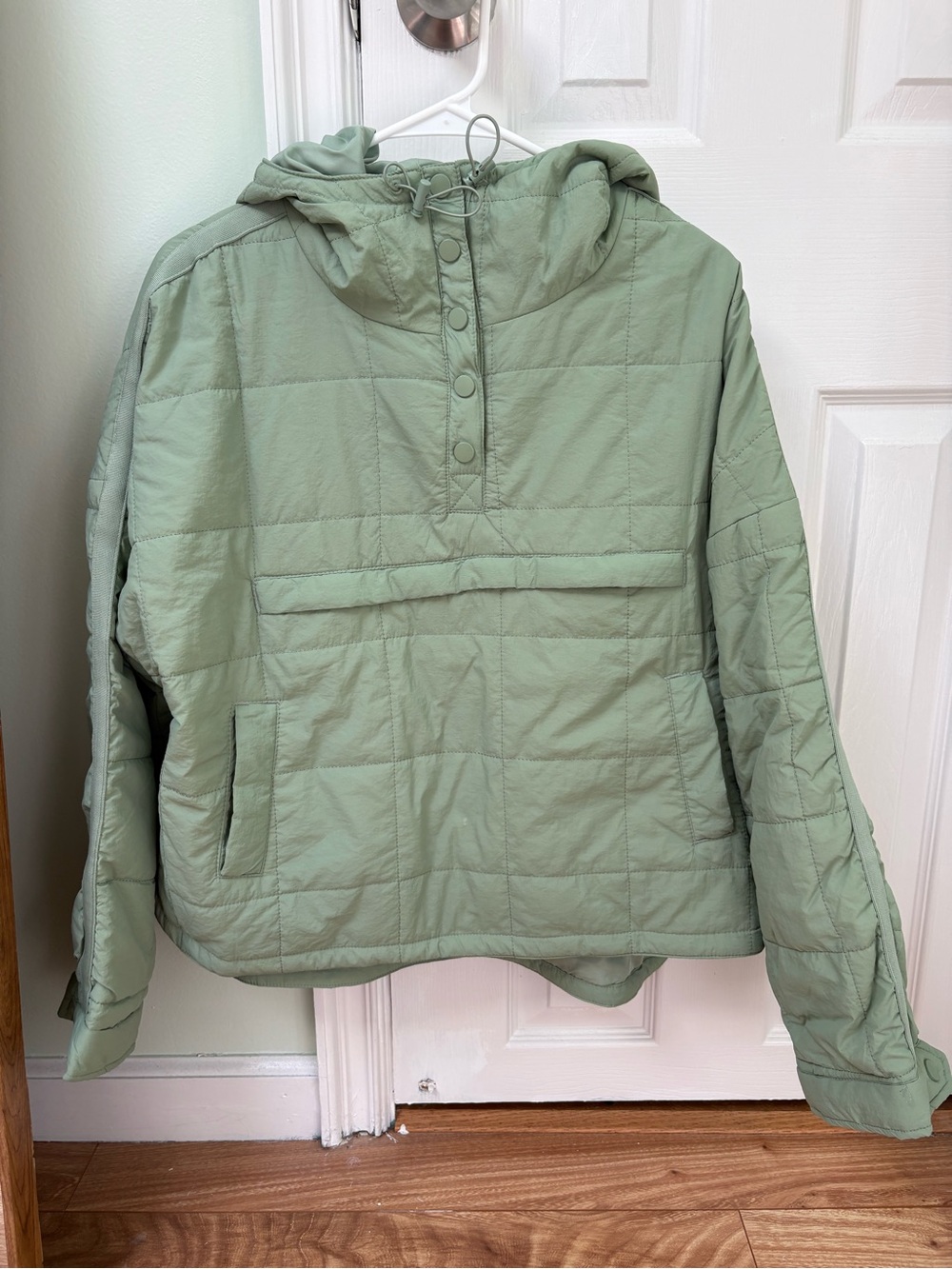 Love Tree Sage Quilted Hooded Pullover Jacket